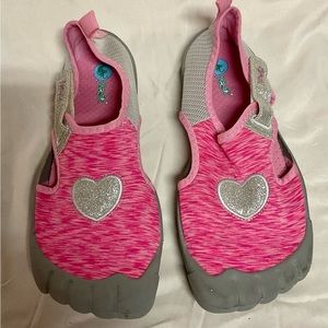 Newts Pink & Gray Water Shoes